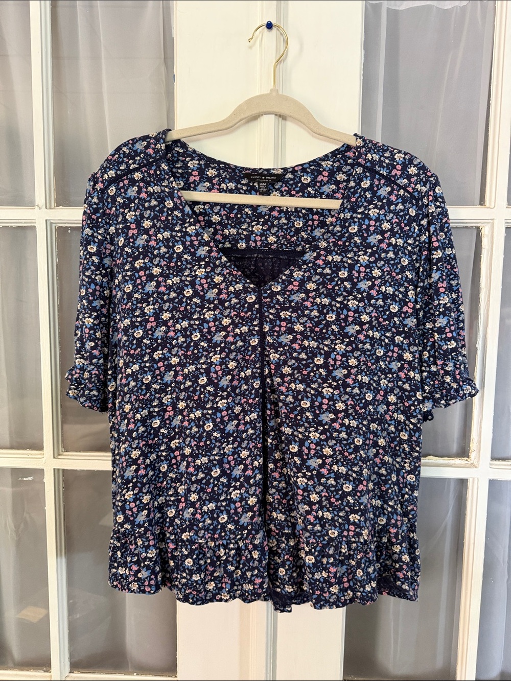 Lucky Brand Navy Floral V-Neck Ruffle Sleeve and Bottom Top Shirt Size Medium